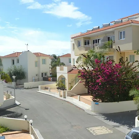 Apartment Orcadia Pernera